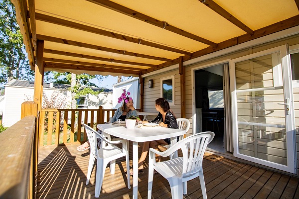 /campings/francia/aquitania/landas/Landes Azur/terrasse.jpg